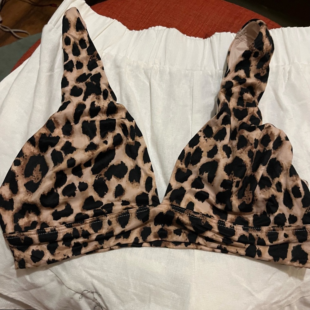 Victoria Secret lounge bra leopard Small